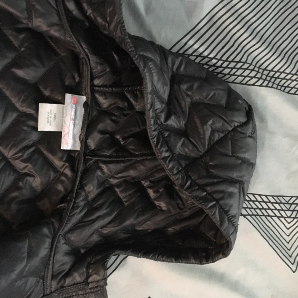 Lightweight Puffer Jacket, Packable - image 2